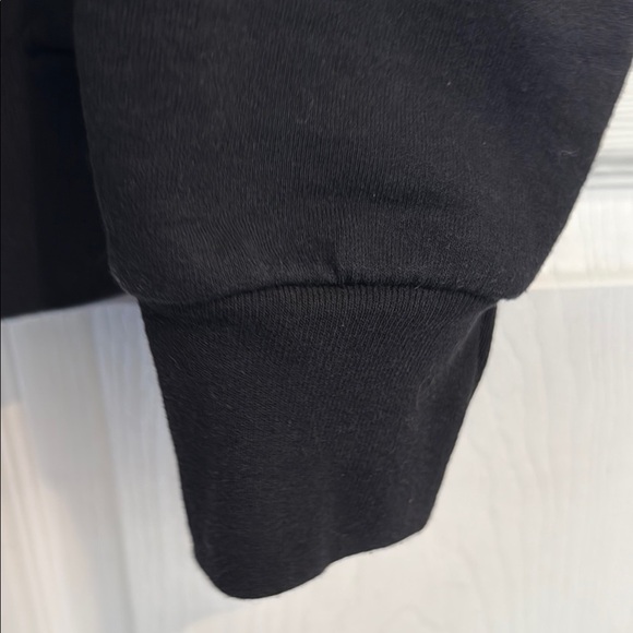 Bernie Sanders Black Crewneck Sweater Produced in U.S.A. - Picture 8 of 12